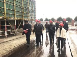 吴兴区人大常委会副主任甘道民视察织里童装产业园二期工程